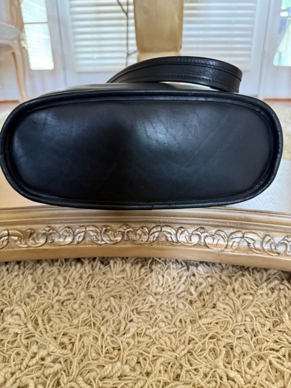 Vintage Coach 9060 Slim Duffle Sac Black Leather Made in Costa Rica 1999